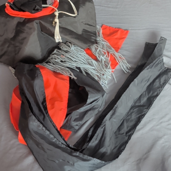 Witch Costume with Black and Red Details - Picture 7 of 8